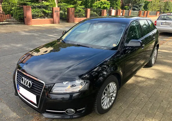 Audi A3 cena 38800 przebieg: 205600, rok produkcji 2012 z Leszno małe 407